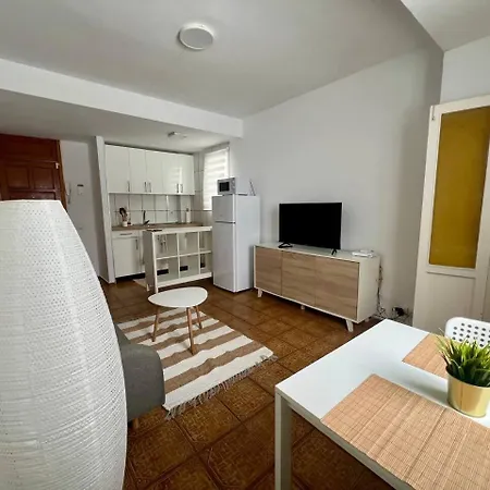De La Torre 1 Apartment *
